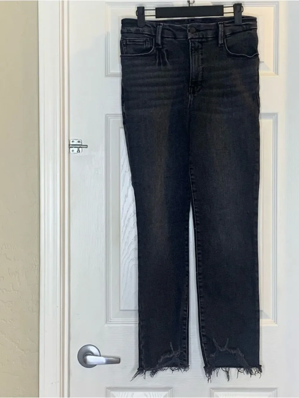 Good American Black Jeans Size 4/27 Raw Sharkbite Hem
